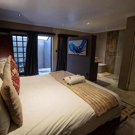 Waterfalls Boutique Hotel Pretoria-Noord Buitenkant foto