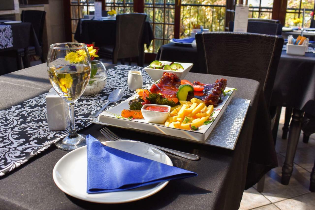 Waterfalls Boutique Hotel Pretoria-Noord Buitenkant foto