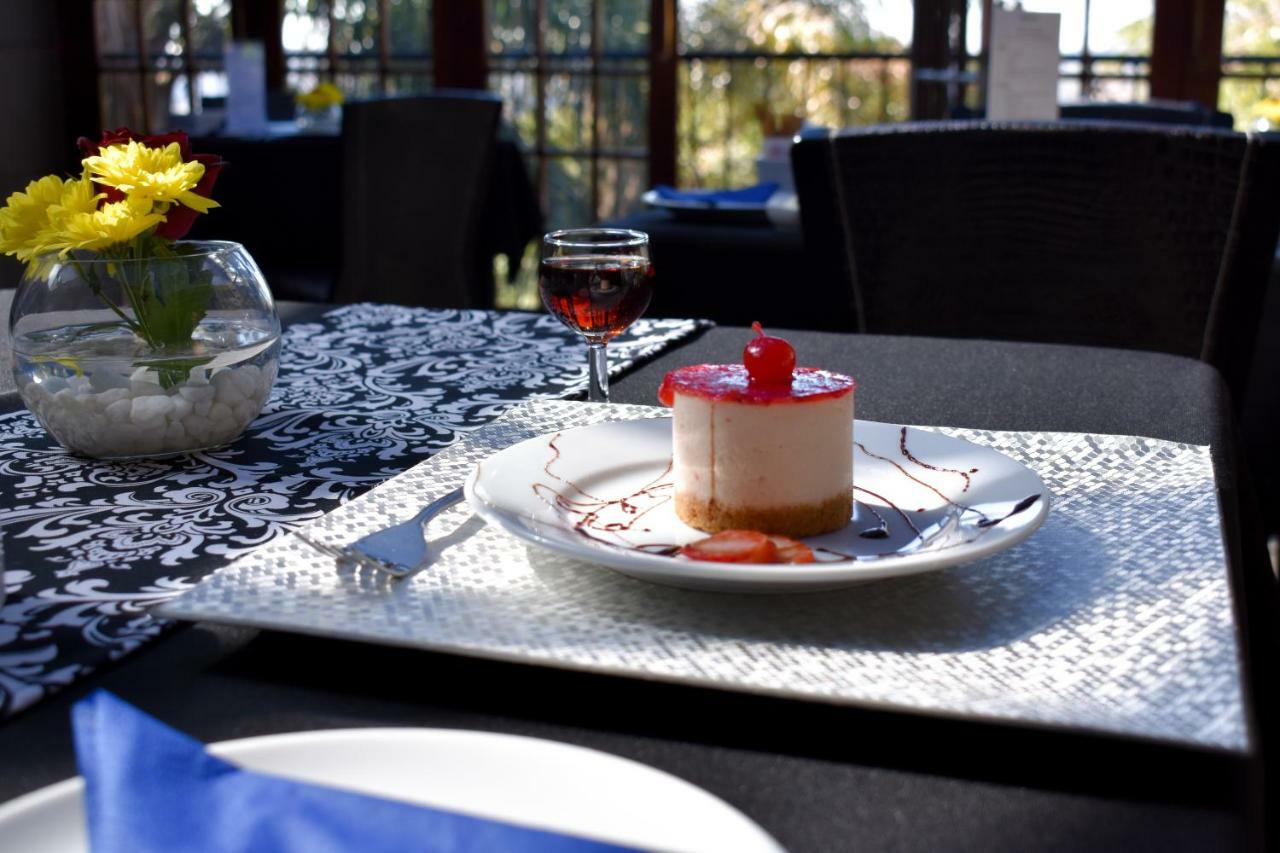 Waterfalls Boutique Hotel Pretoria-Noord Buitenkant foto